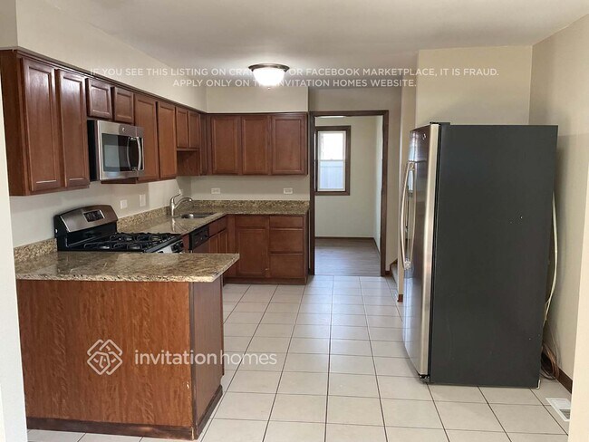 Foto del edificio - 16632 Parkview Ave