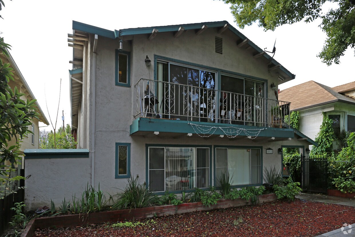 Building Photo - 1012 V St