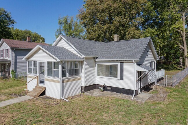 Foto del edificio - Renovated 2 Bedroom Home!