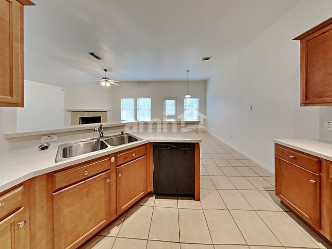 Building Photo - 11922 Elizabeth Ct