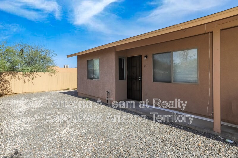 Foto principal - 2635 N Fontana Ave
