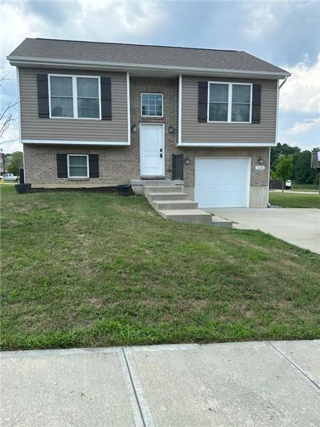 Photo - 1125 Gemstone Pointe Dr House