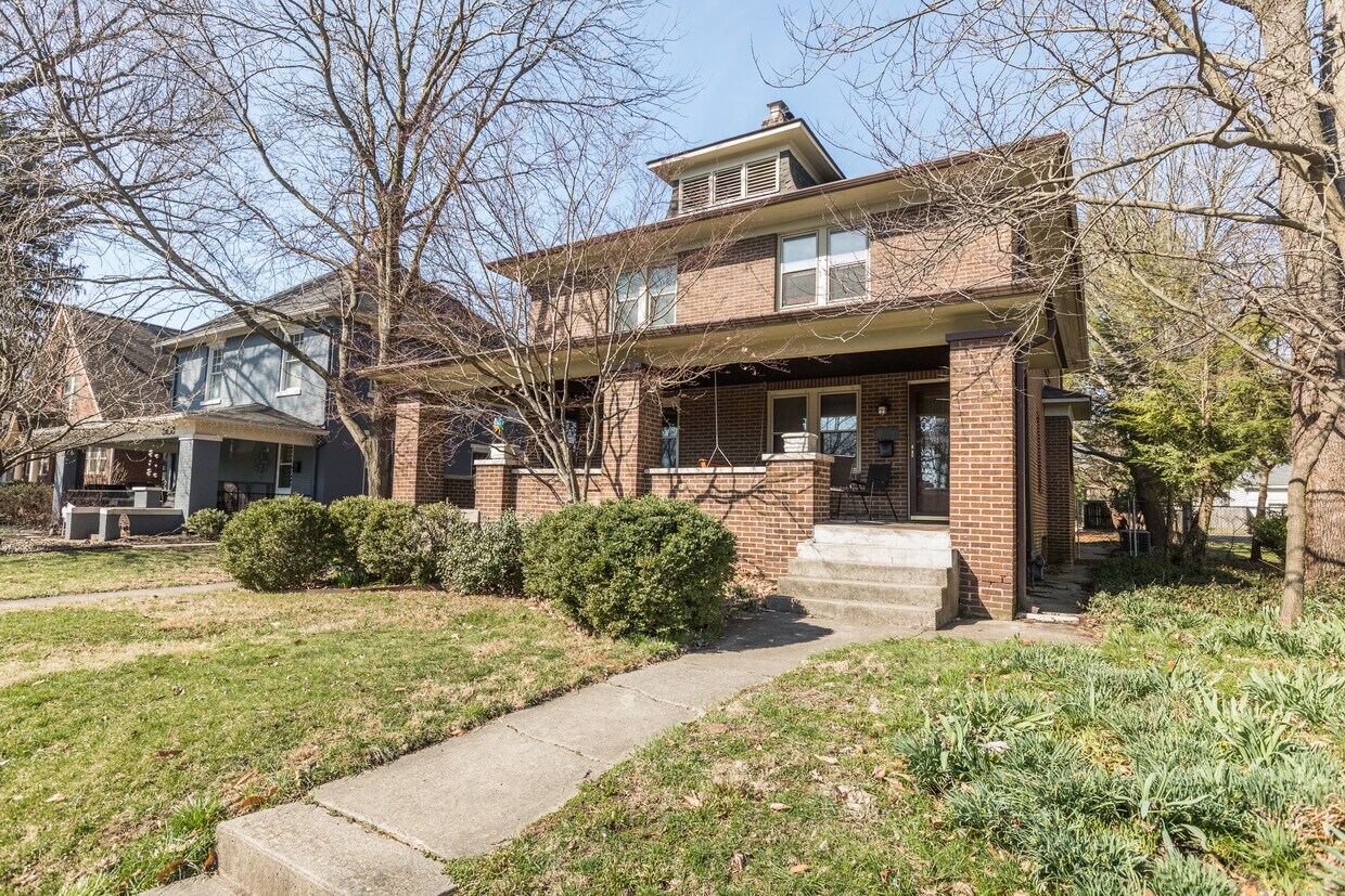 5114 Broadway St, Indianapolis, IN 46205 Townhome Rentals in