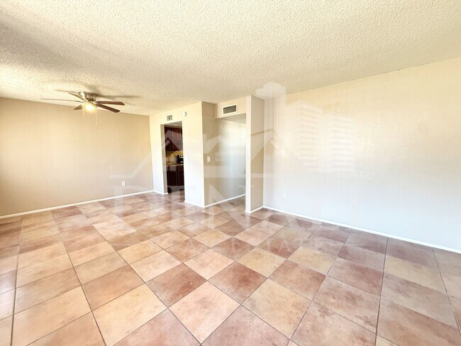Foto del edificio - 2804 N 43rd Ave