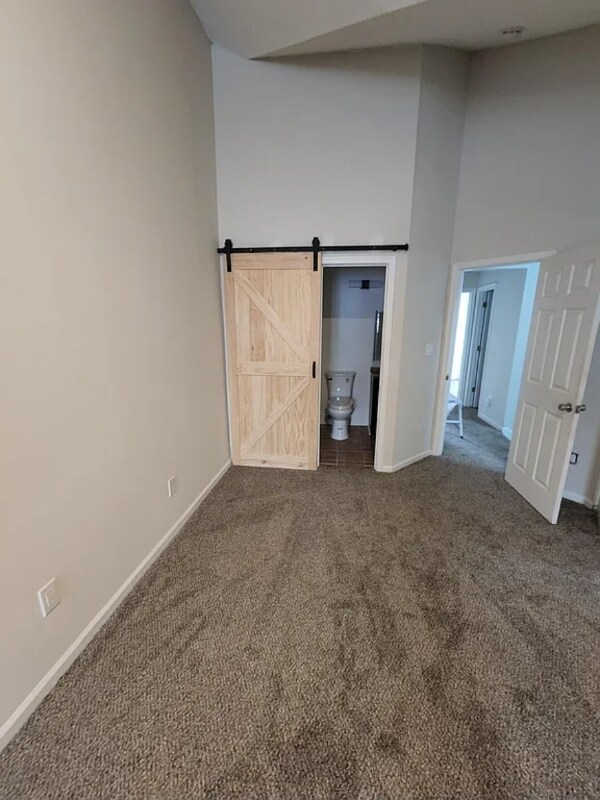 Foto del edificio - 5517 Maple Cluster Ct