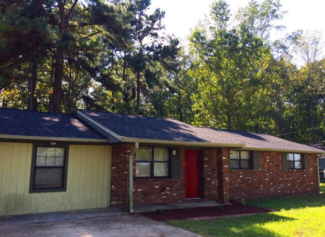 Building Photo - 8133 Cedar Mountain Rd