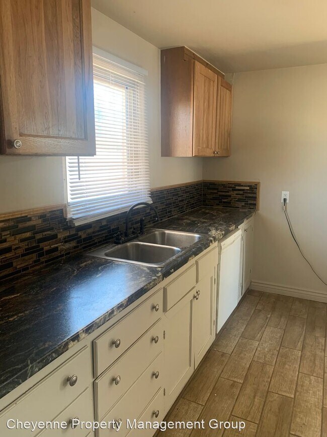 Foto del edificio - 3 br, 1 bath House - 3902 Laramie St