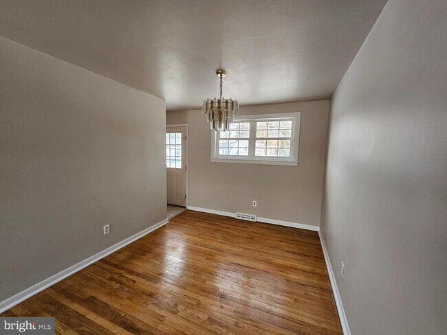 Foto del edificio - 1317 Garfield Dr