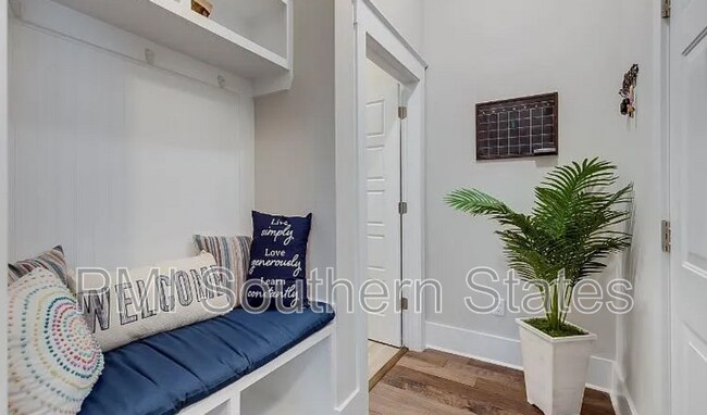 Foto del edificio - 607 Torridon Ln