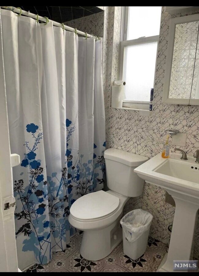 Foto del edificio - 134 67th St