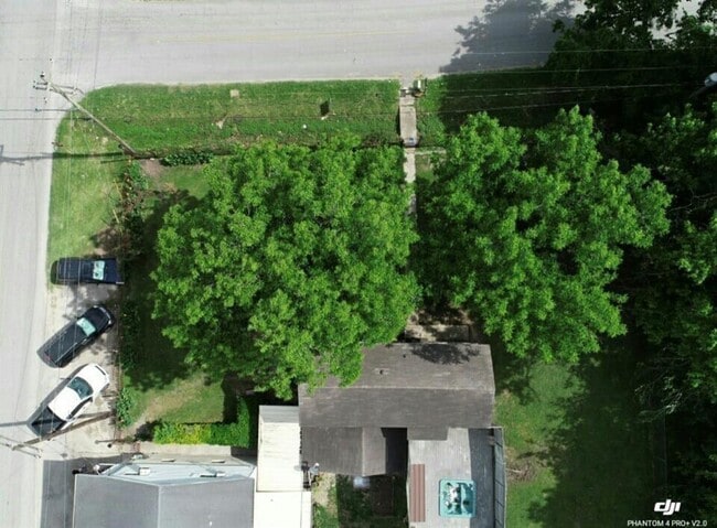 Building Photo - 1721 Warwick Rd