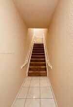 Building Photo - 204 Belmont Ln