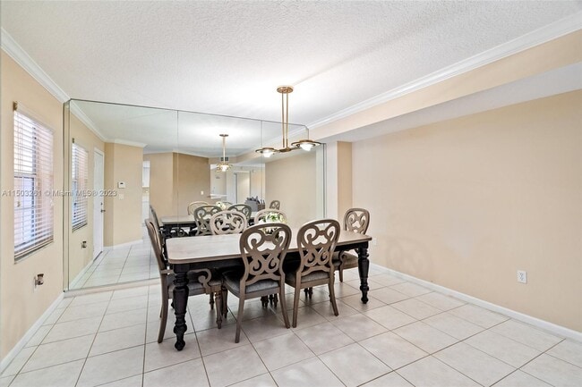 Building Photo - 12528 Crystal Pointe Dr
