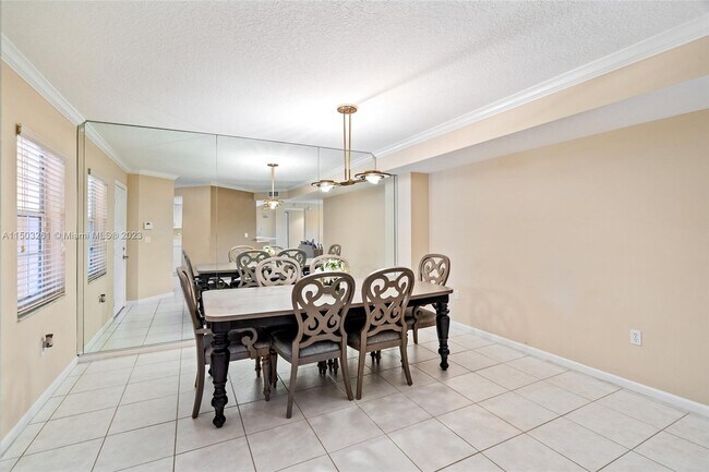 Foto del edificio - 12528 Crystal Pointe Dr