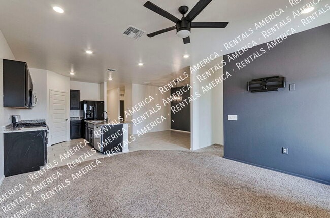 Building Photo - 10151 N Leopard Gecko Terrace