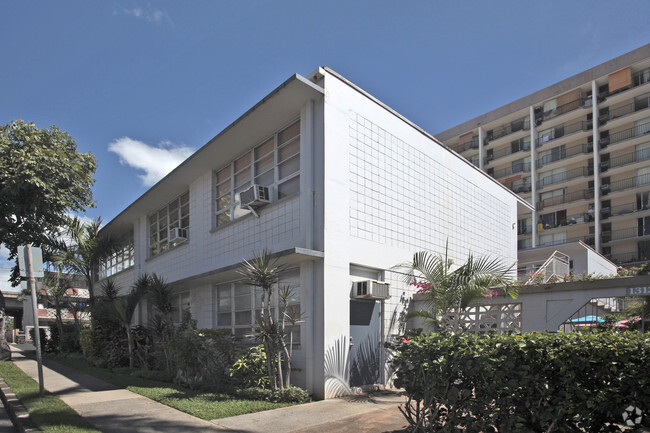 Foto principal - Residence at Makiki