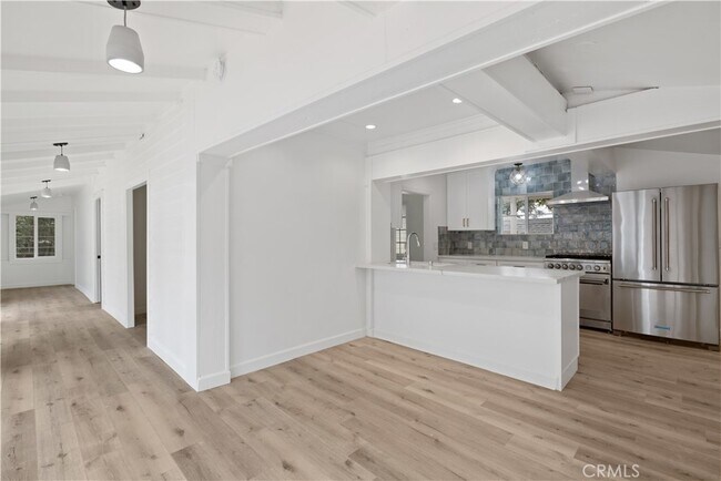 Building Photo - 426 Brooks St