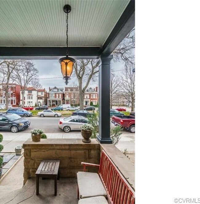 Foto del edificio - -- AVAILABLE JULY 15TH --  4 BR / 3.5 BA Gorgeous Home in The Fan, Available July 15tht!