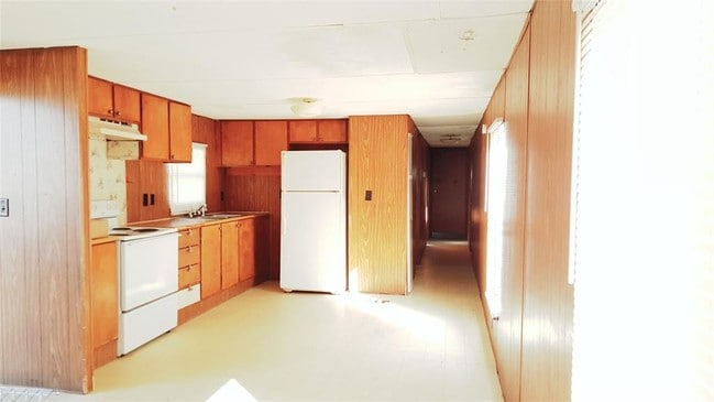 Building Photo - 401 S Woodson St