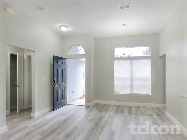 Foto del edificio - 10990 Sawtooth Oak Ct