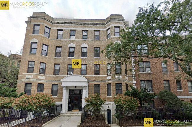 Building Photo - 466 Commonwealth Ave