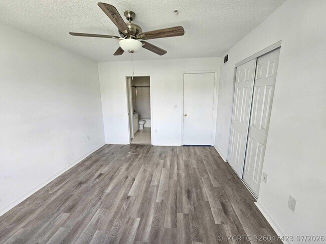 Foto del edificio - 12154 St.Andrews Pl