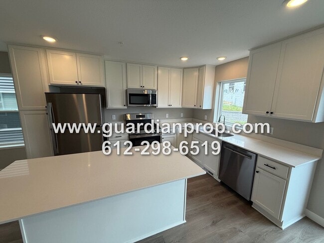 Building Photo - Luxury New Construction Townhouse Availabl...