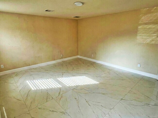 Foto del edificio - 10314 Moonset Ln