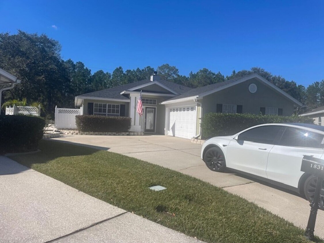 827 Hillsborough Ave, Florahome, FL 32140 House Rental in Florahome