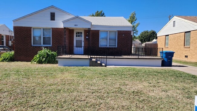 3 Bedroom 1 Bath Home in Great Neighborhood! - 3 Bedroom 1 Bath Home in Great Neighborhood!