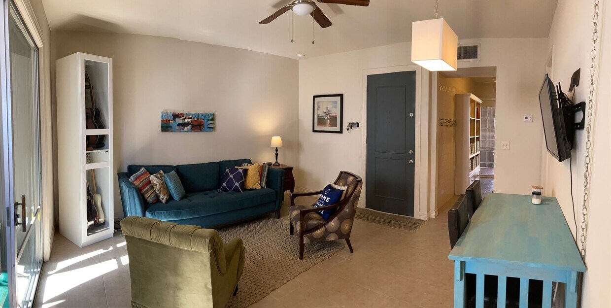 Primary Photo - *$250 Admin Fee Waived*!!! New Price!! Cha...