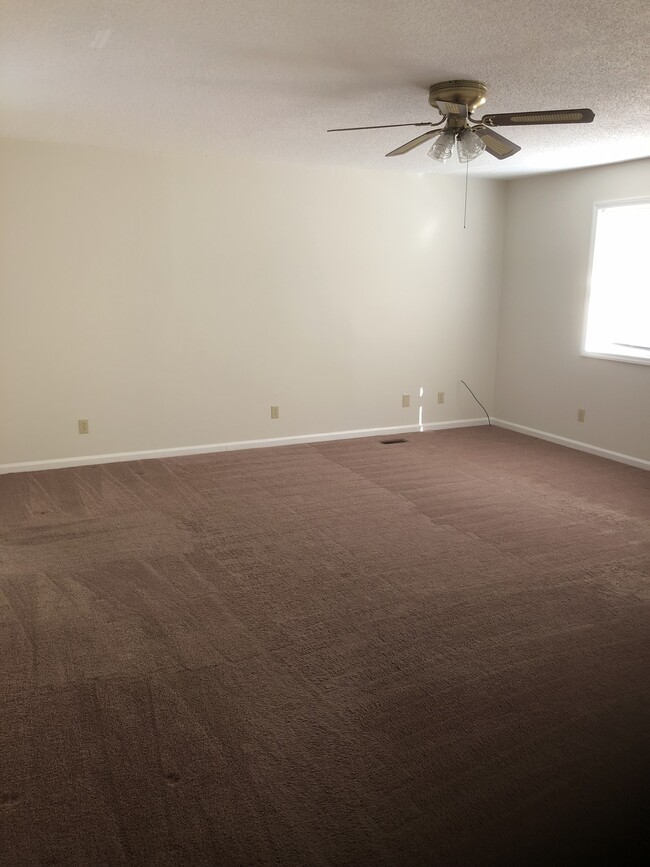 Foto del edificio - 4440 Clifton Glendale Rd