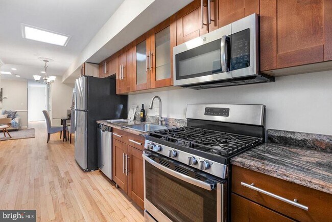 Foto del edificio - 1229 18th St NE