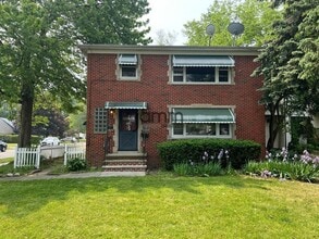 Building Photo - 26200 Lakeshore Blvd