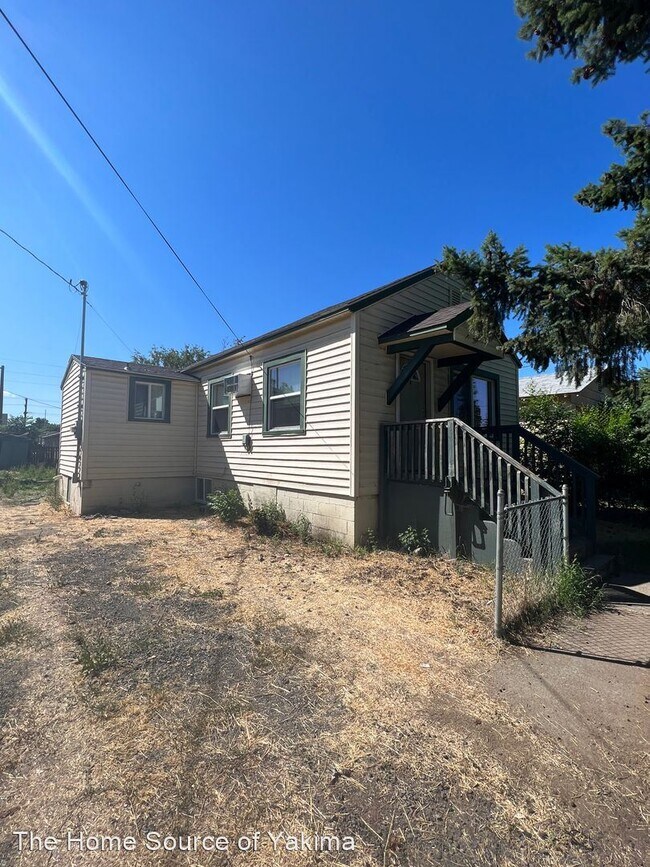 Building Photo - 3 br, 1 bath House - 1212 S 15th Avenue