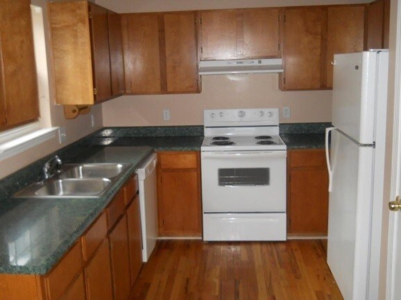 Interior Photo - 1651 Massachusetts Ave SW