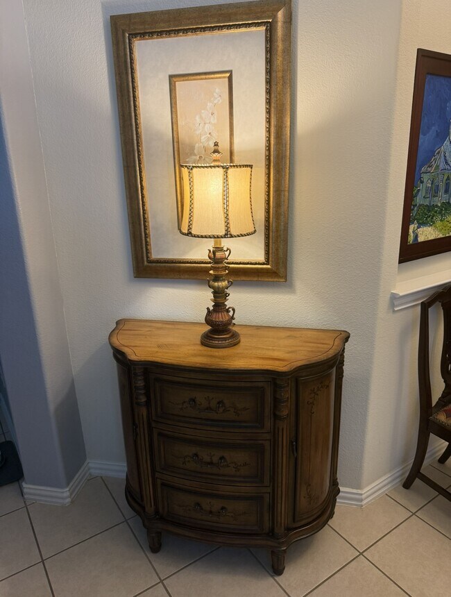 Foto del edificio - 23910 Fairport Harbor Ln