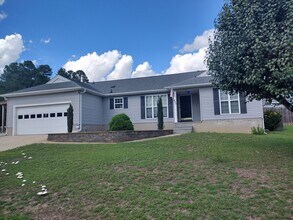 Building Photo - 657 Kemper Dr