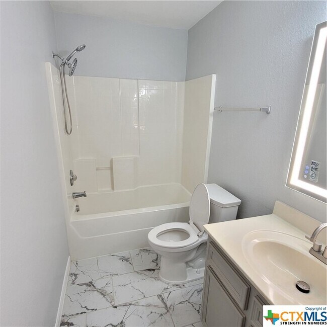 Foto del edificio - 2916 Starlight Dr