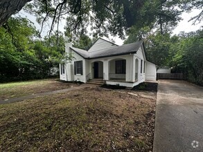 Building Photo - 2404 Indian Trail