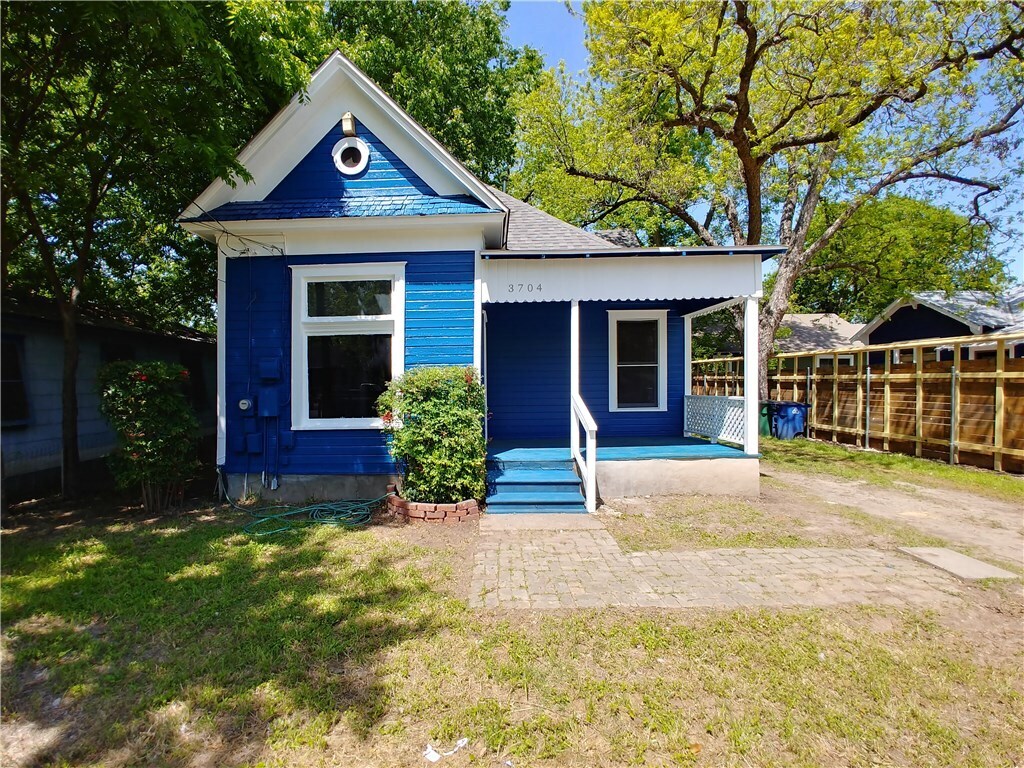 Primary Photo - 3704 Govalle Ave