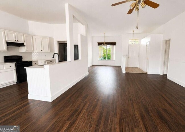 Foto del edificio - 505 Lake Jordan Blvd W