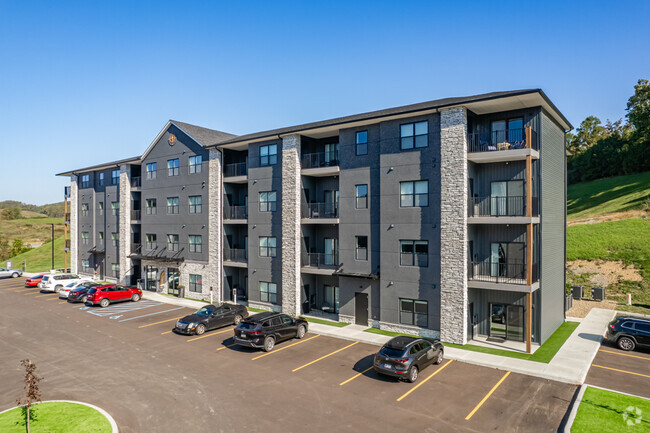 Building Photo - The Landing at Meadow View