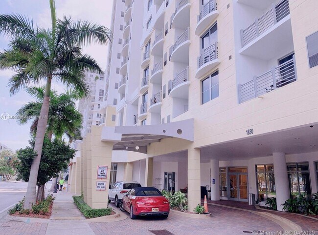 Foto del edificio - 1830 Radius Dr