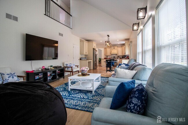Foto del edificio - 845 Woodbury Dr