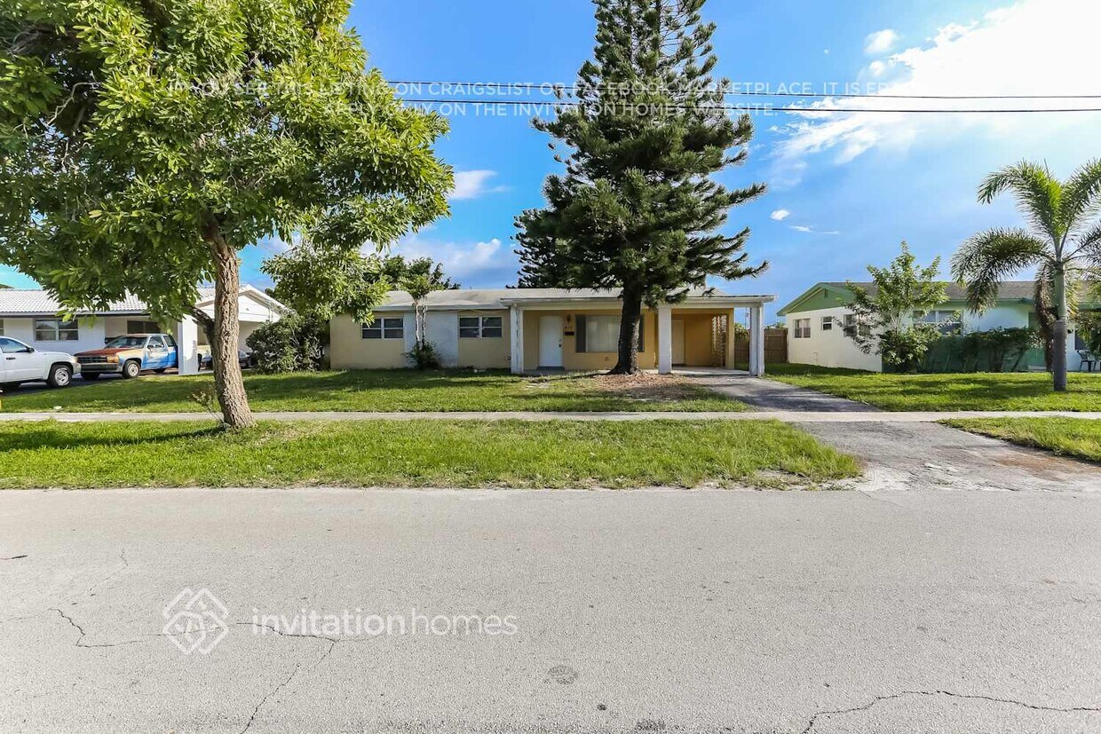Foto principal - 410 NW 40th St