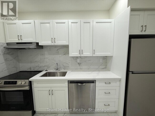 Photo du bâtiment - 521 Bay St