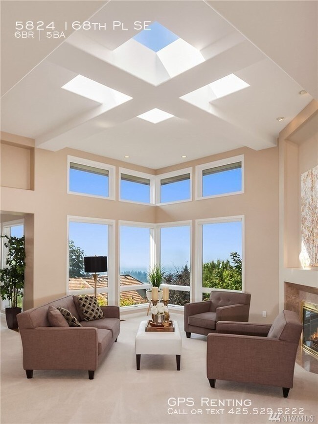 Building Photo - Stunning 5 Bedroom in Lakemont Community!