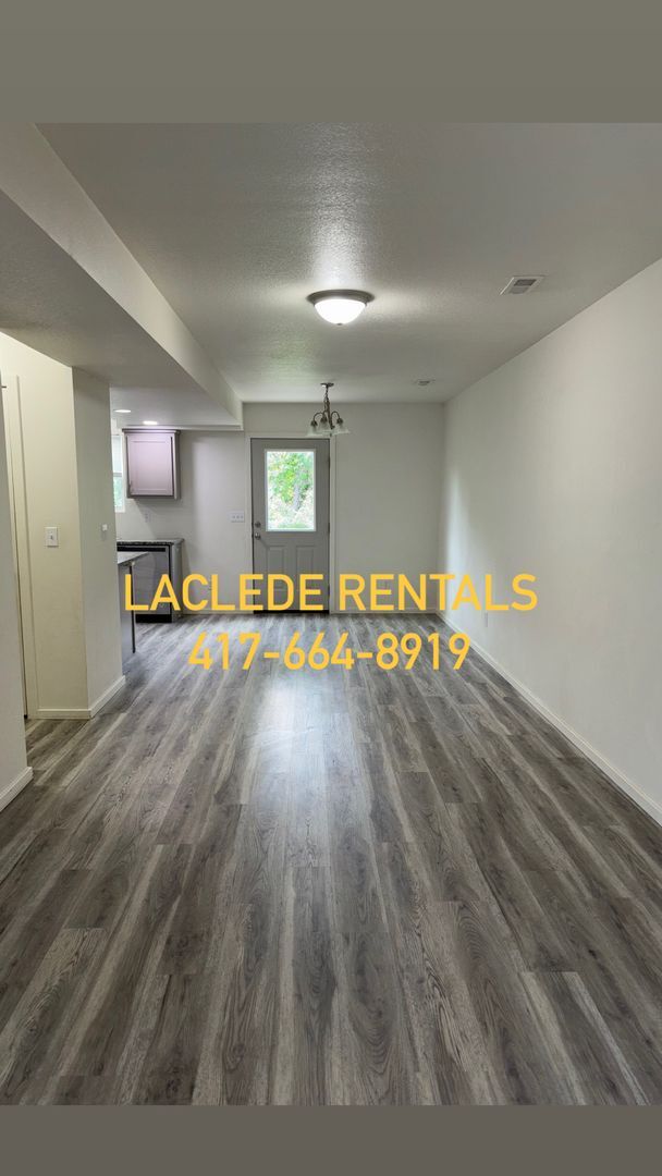 Building Photo - 3 BEDROOM 2.5 BATHROOM TOWNHOUSE FOR RENT