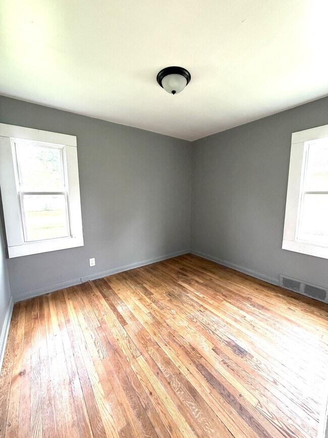 Foto del edificio - 1486 Lavender Ave